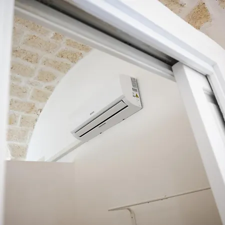 Nocleg ze śniadaniem Elegance Staffa - Centro Storico A 200m 3*