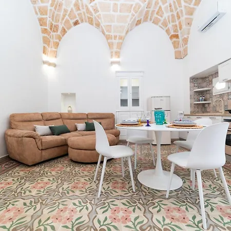 Elegance Staffa - Centro Storico A 200m Nocleg ze śniadaniem Carovigno
