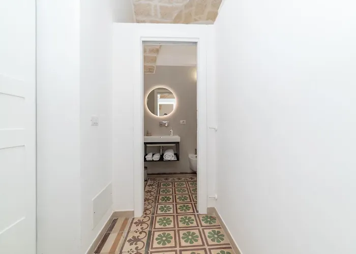 Elegance Staffa - Centro Storico A 200m 3* קרוביניו