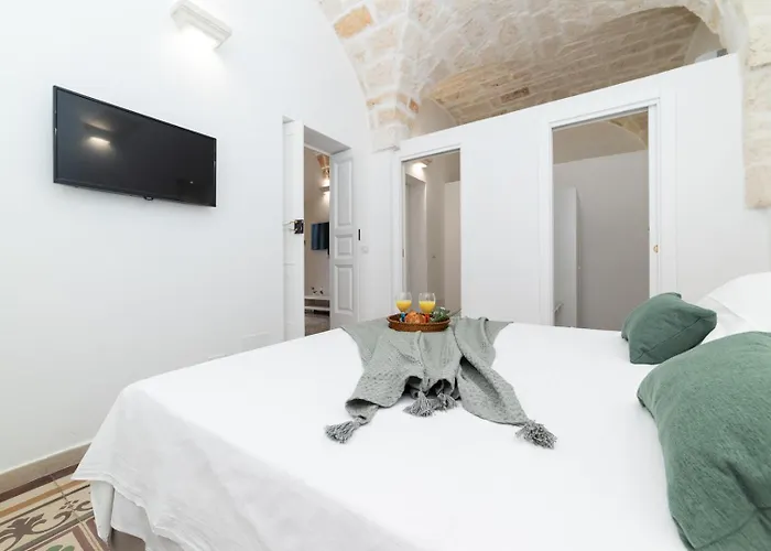 Elegance Staffa - Centro Storico A 200m לינה וארוחת בוקר קרוביניו