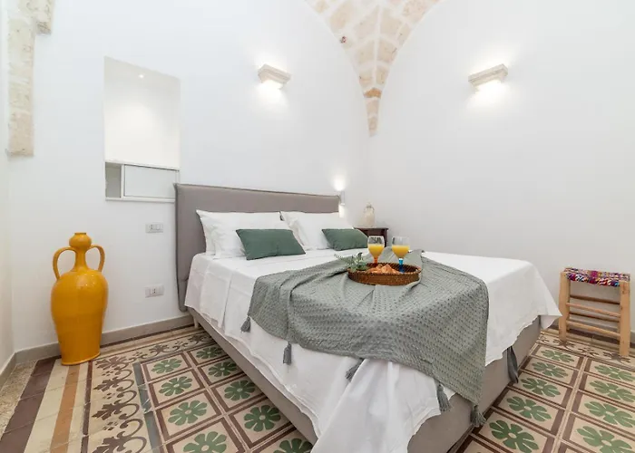 לינה וארוחת בוקר Elegance Staffa - Centro Storico A 200m 3*